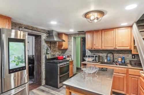 1921 Fremont St, Atlanta GA  30315-6668 exterior