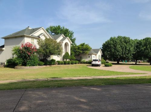 1031 Sunrise Ct, Cedar Hill, TX 75104-8251