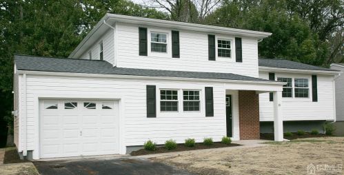 10 Winslow Rd, Edison, NJ 08837-3112