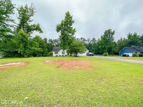 107 Aristocratic Way, Locust Grove, GA 30248-2285