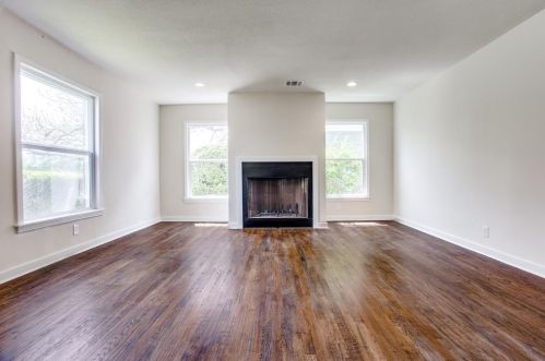 3908 Trail Lake Dr, Fort Worth TX  76109-3522 exterior