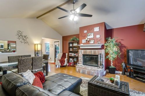 8100 Broken Arrow Rd, Fort Worth TX  76137-1291 exterior