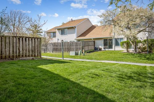 767 Colorado Ct, Carol Stream IL  60188-9214 exterior