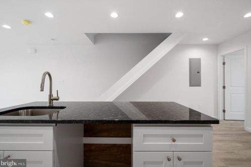 2543 11 St, Philadelphia PA  19133-1413 exterior