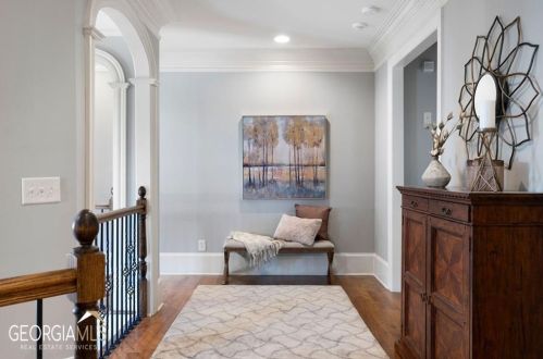 555 Glenmanor Ct, Atlanta GA  30328-4270 exterior