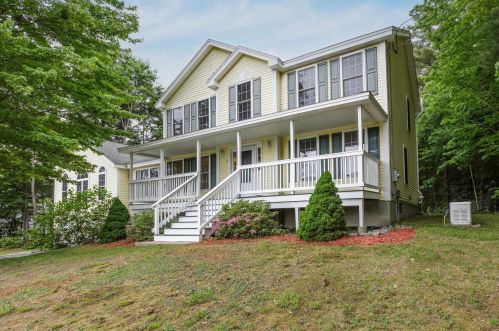 102 Heather Hill Ln, Goffstown, NH 03045-1942