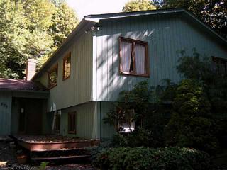 675 Durham Rd, Guilford, CT 06437-2064