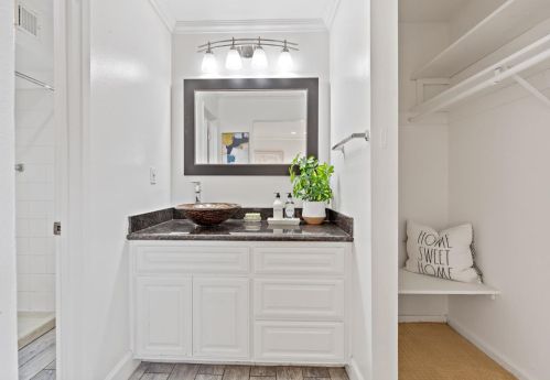 1742 Crater Lk Ave, Milpitas CA 95035-6669 exterior