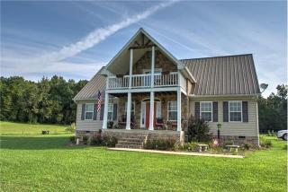 701 Williams Ln, Readyville, TN 37149-5187