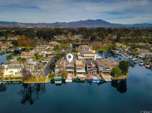 21864 Ticonderoga Ln, El Toro, CA 92630-2312