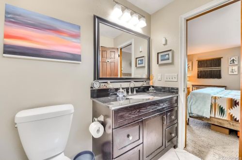 8023 Niagara Way, Englewood CO 80112-3112 exterior