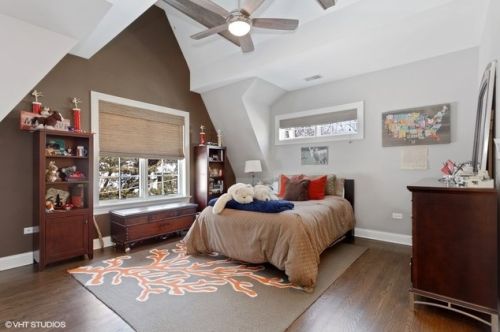 26 Golf Ave, Willowbrook IL  exterior