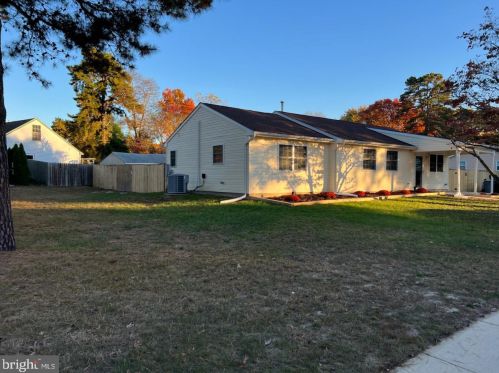1 Ray Smith Rd, Erial, NJ 08081-2115