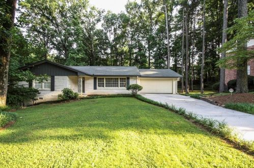 1727 Clairmont Way, Atlanta GA  30329-1615 exterior