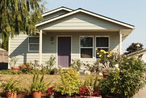 1847 48th Ave, Albany, OR 97322-7110