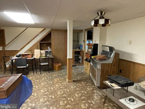 112 Bentley Ln, Lancaster PA  17603-6223 exterior