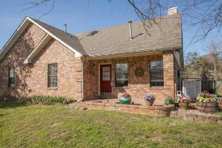 2266 Patriot Dr, Murfreesboro TN  37130-2012 exterior