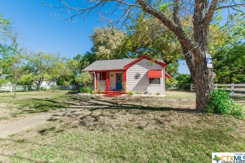 524 13th Ave, Morgans Point, TX 76513-2216
