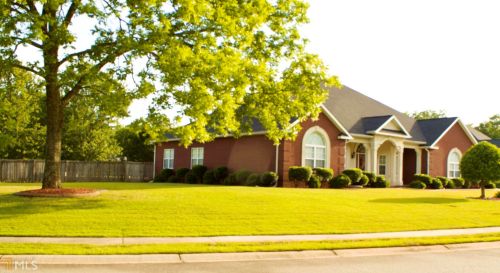 100 Wieland Dr, Kathleen, GA 31047-2185