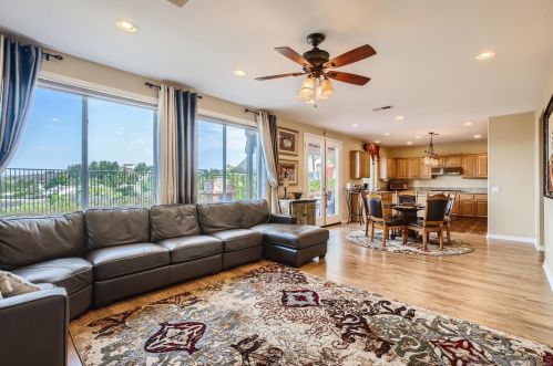 5302 Willow Walk Rd, Oceanside, CA 92057-1930