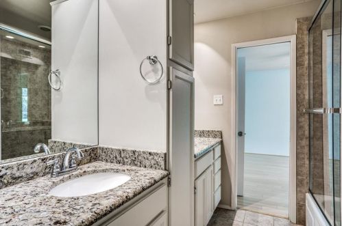 4131 Echo Glen Dr, Dallas TX  75244-7324 exterior