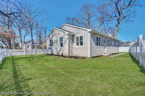 234 Ida Dr, Point Pleasant Beach, NJ 08742-2123