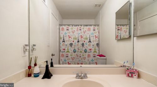 13231 Copland Ct, Silver Spring, MD 20904-7104