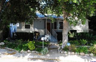 6233 Mayfield Ave, Glendale CA  91214-2372 exterior