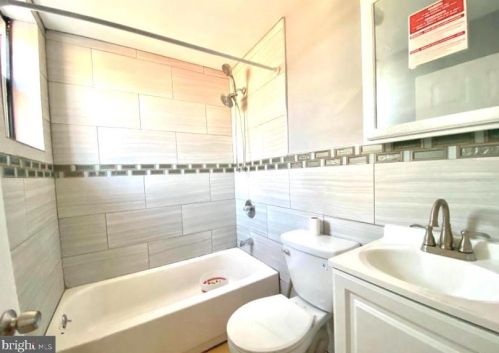 800 Jackson St, Philadelphia PA  19148-3108 exterior