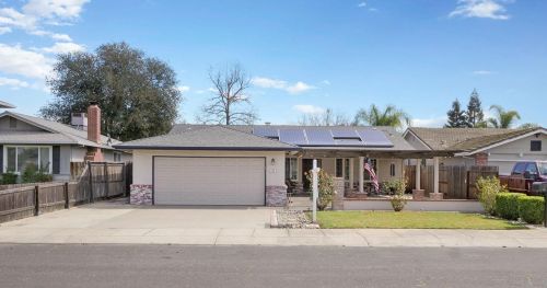 330 Whitney St, Lodi, CA 95242-2170