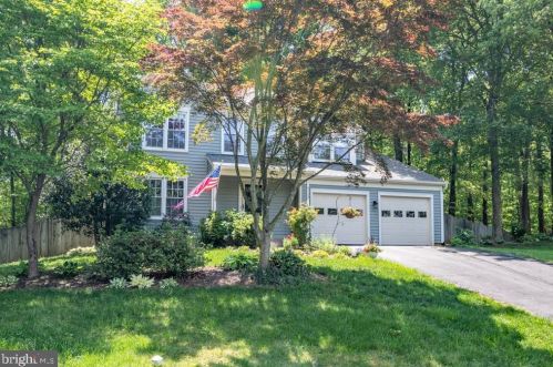 4123 Waynesboro Ct, Woodbridge, VA 22193-5173