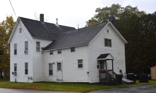 70 Court St, Unity, NH 03773-1331