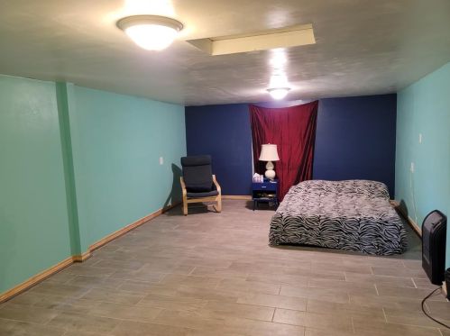 716 Baylor St, Nocona, TX 76255-1806