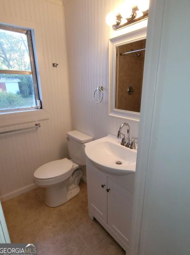 114 Vinson Dr, Warner Robins GA  31093-3244 exterior