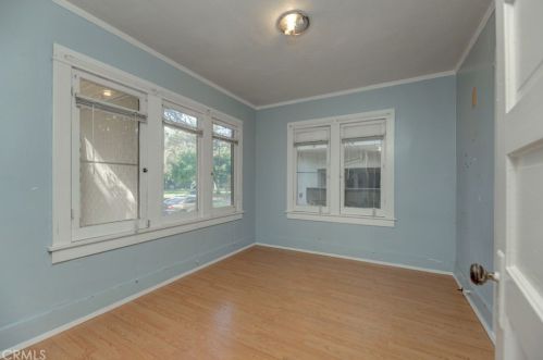 811 Maple St, Glendale CA  91205-1826 exterior