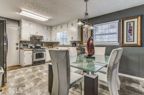 6050 Katherine Rd, Rex GA 30273-1122 exterior