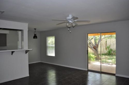 7505 Calumet Cv, Austin TX  78745-5808 exterior