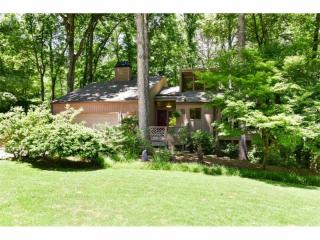 2626 Rocky Springs Dr, Marietta, GA 30062-4446