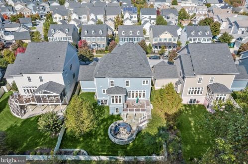 7827 Early Morning St, Fulton MD 20759-2518 exterior