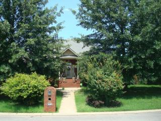 2234 Athens Ave, Murfreesboro, TN 37128-5350