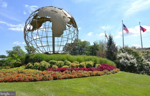 15115 Interlachen Dr, Silver Spring MD 20906-5636 exterior