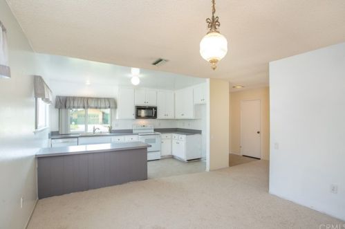 312 Lavender Ln, Placentia, CA 92870-4724