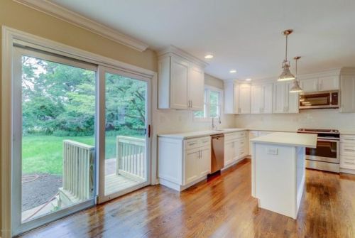 1280 Front St, Lincroft, NJ 07738-1243