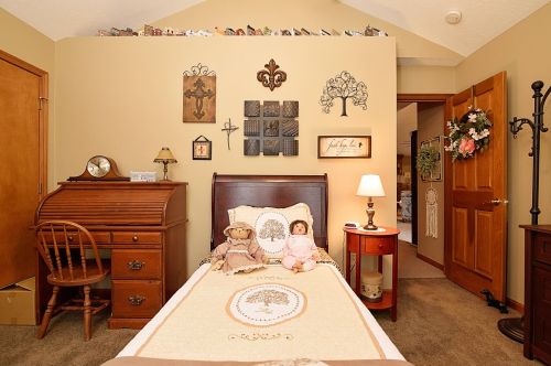 5541 Meissen Dr, Springfield OH  45502-8878 exterior