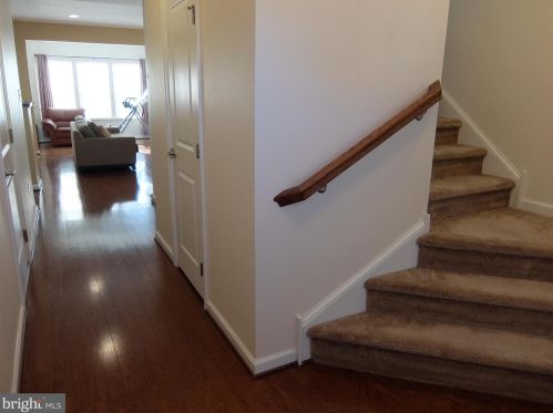 78 Sundance Dr, Trenton NJ 08619-3968 exterior