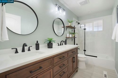 5178 Sutherland Dr, Concord CA  94521-3146 exterior