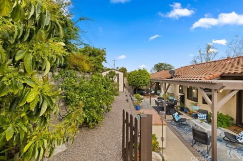 873 Calle Del Sol, Upland CA  91784-1879 exterior