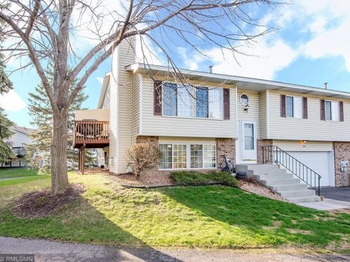 7661 Afton Ct, Saint Paul, MN 55125-1549