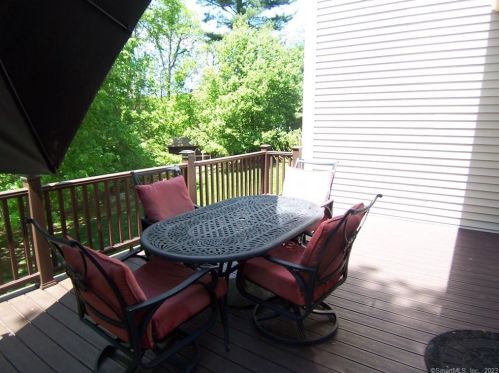 12 Flannery Row, East Hampton, CT 06424-2112