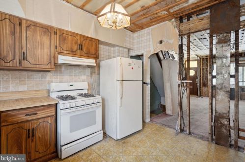 2515 Juniper St, Philadelphia PA  19148-4321 exterior